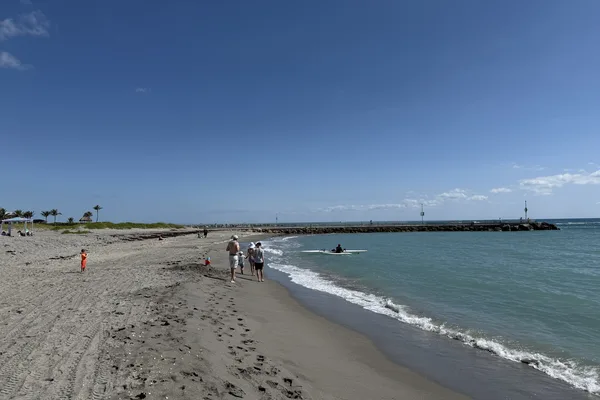 Friends of Jupiter Beach Food & Wine Festival